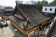 The roof of Mahavira Hall.