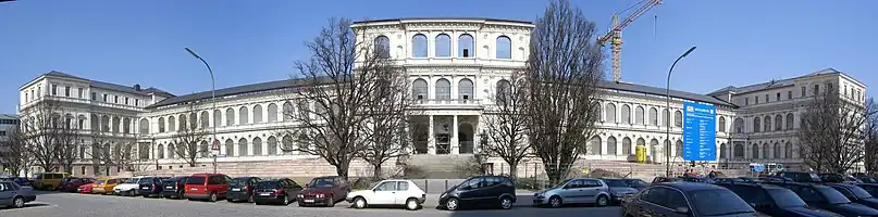 Panoramic view of the 1886 Academy of Fine Arts building