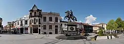 Magnolia Square with the Philip II Statue