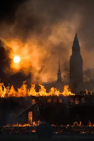 The VR warehouses burning on 5 May 2006 with the National Museum in the distance.