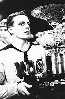 Matti Reunamäki and the Finnish ice hockey championship trophy in 1968