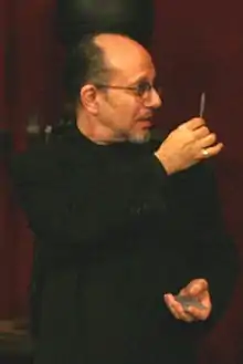 Max Maven performing an ESP card trick, 2007