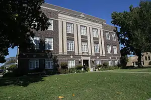 McClain County Courthouse in Purcell