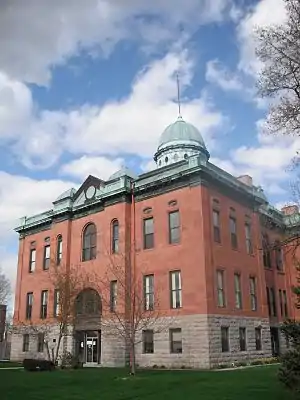 Menard County Courthouse