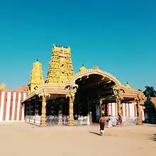 Image 37Nallur Kandaswamy Kovil in Jaffna (from Culture of Sri Lanka)