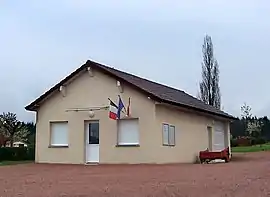 The town hall in Nochize