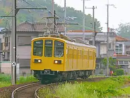 A 800 series train in May 2007