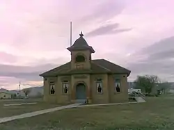 Fairfield District School (1898)