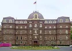 Old Main, Vassar College(1861)Poughkeepsie, New York