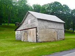 Barn, northwest of McVeytown