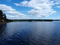 General view of the lake