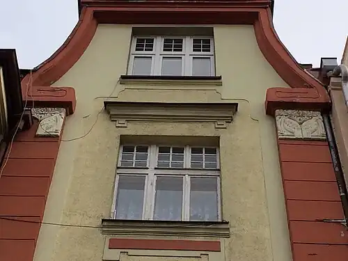 Gable and pillar tops