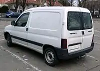 Pre-facelift Peugeot Partner van (Rear)