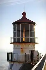 Detail of light tower and lantern house in 2009, with first order Fresnel lens visible.