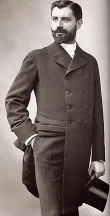 Contemporaneous photograph of Pozzi in more formal attire, by Paul Nadar