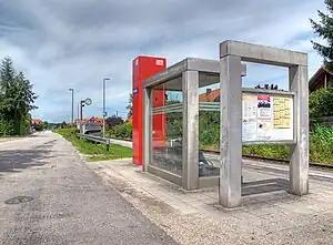 Metal shelter on side platform