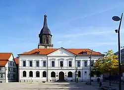 Market place with town hall and Roland statue