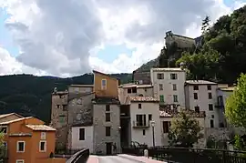 La Roque-en-Provence with the church of Sainte-Pétronille