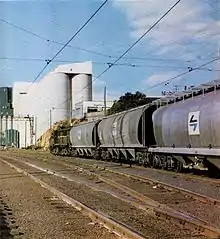 Unit wheat train in Rozelle rail yards approaching the Grain Terminal in 1977