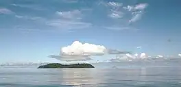 Run (left) and Nailaka (right), islands in the Banda Sea