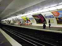 Saint-François-Xavier before the installation of platform screen doors