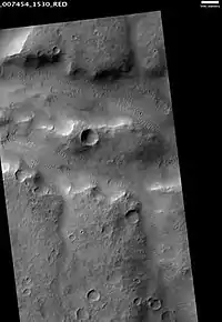 Samara Vallis in the Memnonia quadrangle, as seen by HiRISE.  Scale bar is 500 meters long.