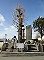 Memorial to Seki, with stele and statue