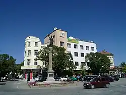 The central square of Sevlievo with Arnoldo Zocchi's Statue of Liberty.