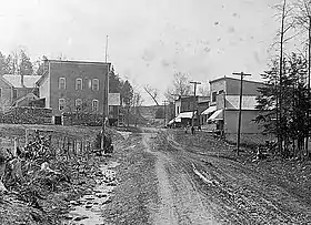 Sister Bay, circa 1912.  Sister Bay Hotel is on left.