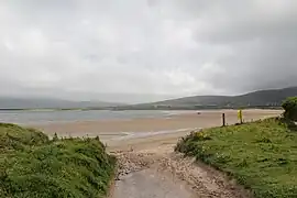 Entrance to Béal Bán Strand, Ard na Caithne