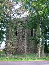 Stanecastle castle in summer