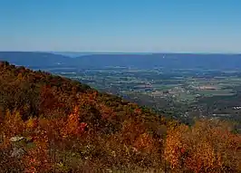 Distant view from the Fisher's Gap overlook on Skyline Drive