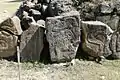 Stone carvings, L