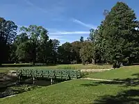 Park in front of the castle