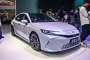 Toyota Camry 2.0H LE (MXVH80L; China)