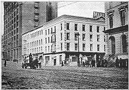 Union Trust Building on Woodward, taken c. 1890. The Hammond Building is on the left.