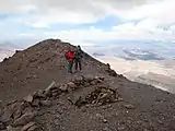 Volcan Copiapó summit showing "Inca" structures and firewood