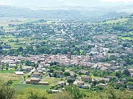 A general view of Les Martres-de-Veyre