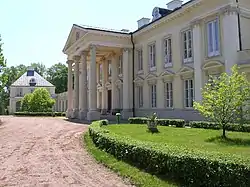 Walewice palace