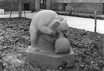 Bears Playing (1938), Harlem River Houses, New York City.