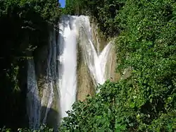 The main waterfall at Vanuu