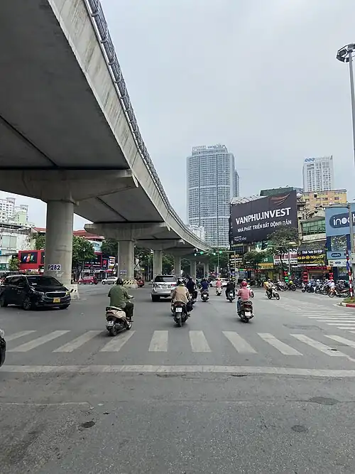 Xuân Thủy Road, Hanoi 23-Jun-22 001.jpg