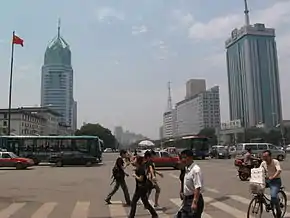 Yingze Avenue in Taiyuan.jpg